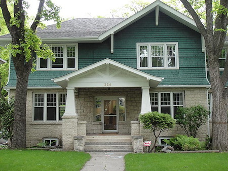 5 Signs Your Home Needs Exterior Painting This Summer