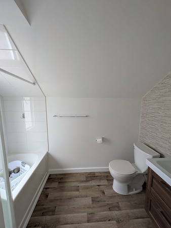 Interior Painting Projects to Tackle While You’re on Summer Vacation