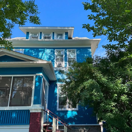 How Summer Weather in Winnipeg Impacts Exterior Painting Projects